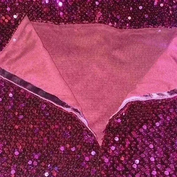 Michael Costello x Revolve fuchsia sequined pencil skirt. - Picture 5 of 5